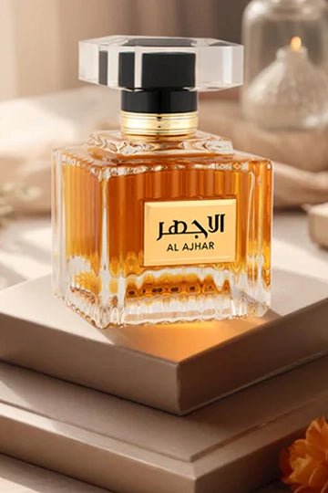 360-Degree Perfume Showcase